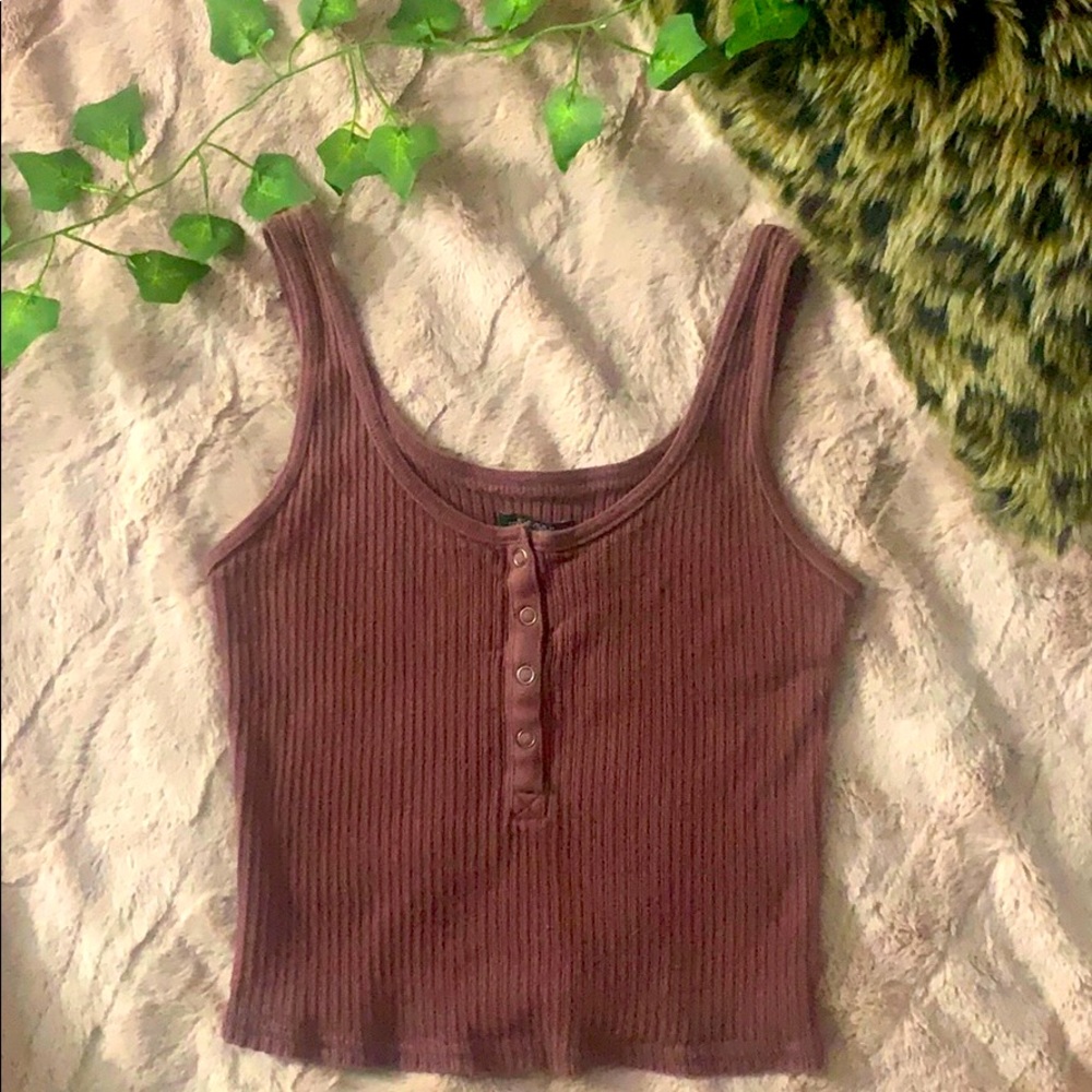 Maroon cropped tank